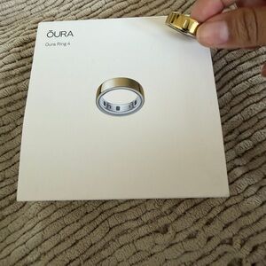 Brand New Oura Ring 4 – Gold – Size 10 – Smart Sleep & Health Tracker